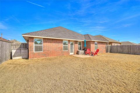 2004 Pelham Dr, Norman, OK 73071 photo 4