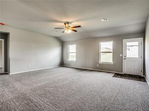 2017 Bosc Dr, Newcastle, OK 73065 photo 2