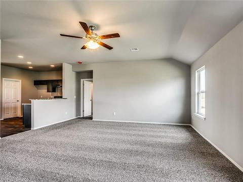 2017 Bosc Dr, Newcastle, OK 73065 photo 3
