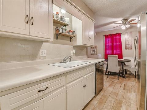 806 Ridgeway Dr, Yukon, OK 73099 photo 12