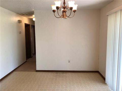 310 W Meek St, Wayne, OK 73095 photo 5