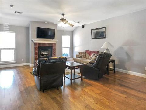 1005 Wendy Cir, Altus, OK 73521 photo 3