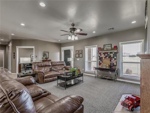 1209 Kingston St, Tuttle, OK 73089 photo 8