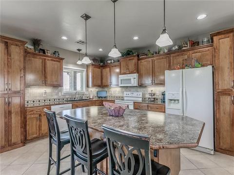 1209 Kingston St, Tuttle, OK 73089 photo 17