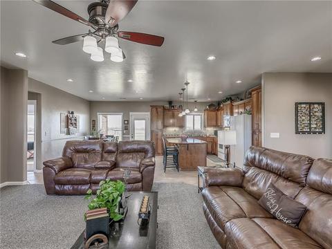 1209 Kingston St, Tuttle, OK 73089 photo 7