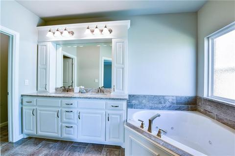409 Perth Ct, Norman, OK 73069 photo 26