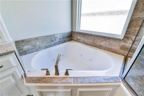 409 Perth Ct, Norman, OK 73069 photo 27