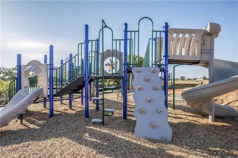 3505 Lakeside Dr, Moore, OK 73160 photo 2