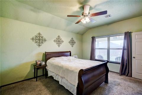1908 Hebron Ct, Yukon, OK 73099 photo 18