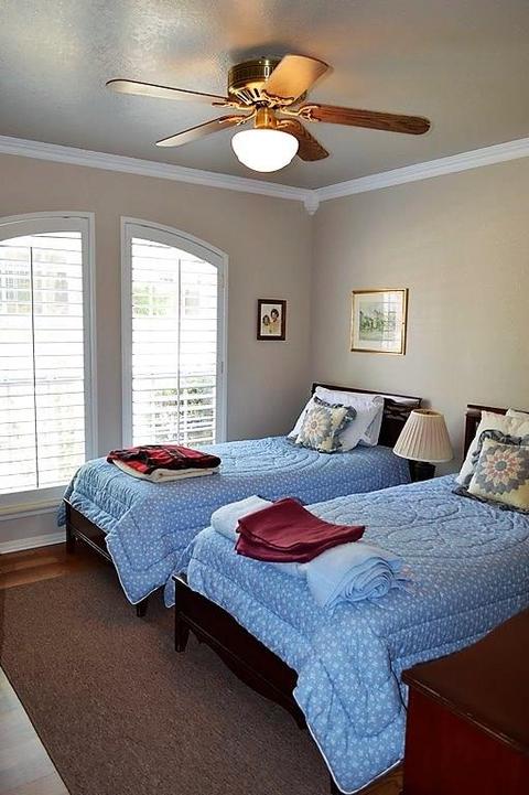 1908 Robin Ridge Dr, Norman, OK 73072 photo 19