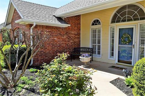 1908 Robin Ridge Dr, Norman, OK 73072 photo 2