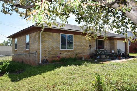 307 E Hill Dr, Guthrie, OK 73044 photo 1