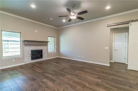1009 NE 33rd Ter, Moore, OK 73160 photo 8