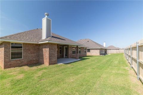 1009 NE 33rd Ter, Moore, OK 73160 photo 18