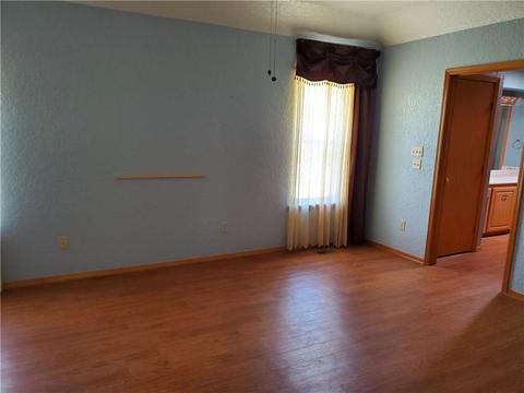 3922 N Thompkins Ave, Bethany, OK 73008 photo 12
