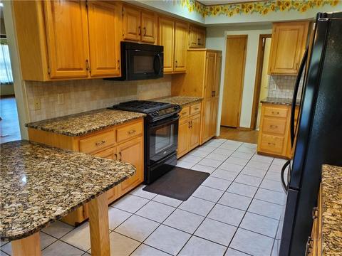 3922 N Thompkins Ave, Bethany, OK 73008 photo 8