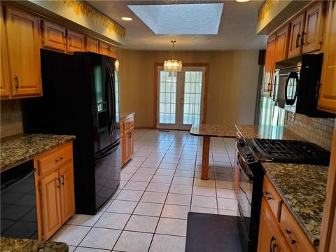 3922 N Thompkins Ave, Bethany, OK 73008 photo 10
