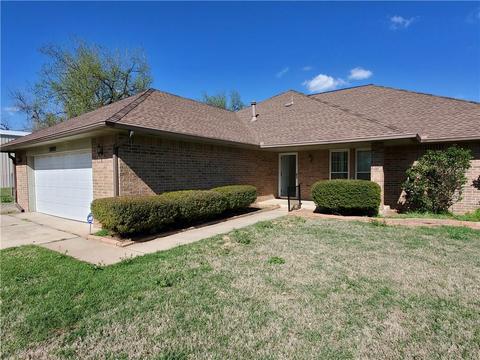 3922 N Thompkins Ave, Bethany, OK 73008 photo 1