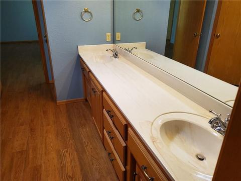 3922 N Thompkins Ave, Bethany, OK 73008 photo 16