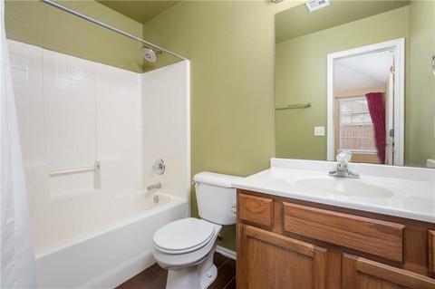 3512 W Liberty Dr, Moore, OK 73160 photo 6