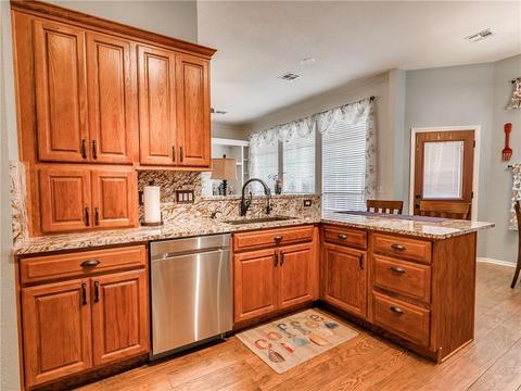 2808 Cimarron Dr, Norman, OK 73071 photo 5