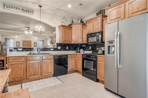 900 Bryan Dr, Moore, OK 73160 photo 14