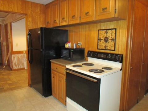 1214 7th St, Lone Wolf, OK 73655 photo 4
