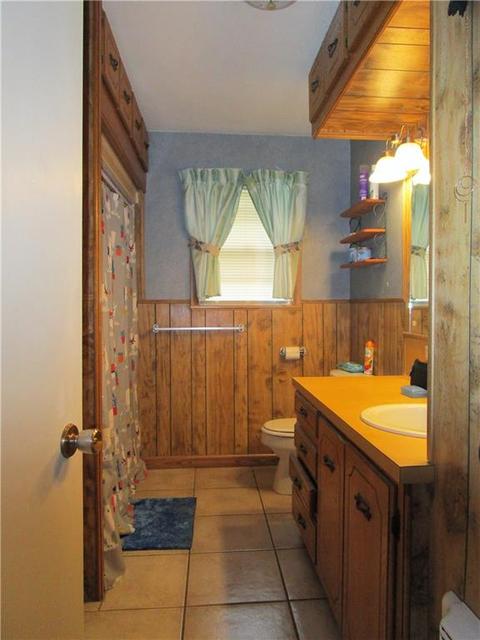 1214 7th St, Lone Wolf, OK 73655 photo 14