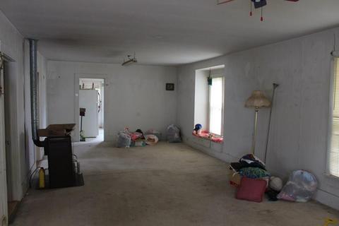 301 E Rosser St, Tipton, OK 73570 photo 6