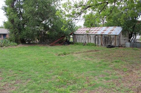 301 E Rosser St, Tipton, OK 73570 photo 18
