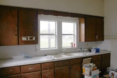 301 E Rosser St, Tipton, OK 73570 photo 13