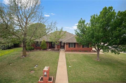 3229 Quail Cir, Altus, OK 73521 photo 1