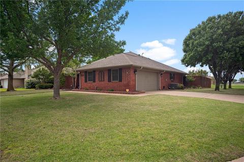 3229 Quail Cir, Altus, OK 73521 photo 5