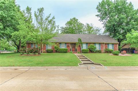 449 Thorton Dr, Norman, OK 73069 photo 1