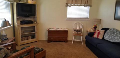 516 E Main St, Tuttle, OK 73089 photo 4