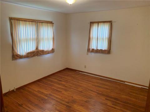 606 S Third St, Cheyenne, OK 73628 photo 5