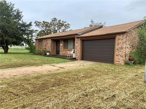 606 S Third St, Cheyenne, OK 73628 photo 1