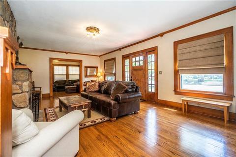524 E Washington Ave, Guthrie, OK 73044 photo 8