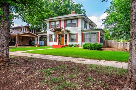 524 E Washington Ave, Guthrie, OK 73044 photo 1