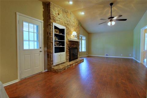 406 S Mustang Rd, Tuttle, OK 73089 photo 2