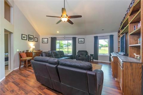329163 E 1030 Rd, Harrah, OK 73045 photo 6