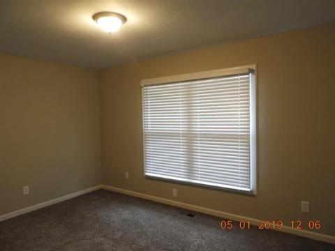 305 E Platt Dr, Yukon, OK 73099 photo 15