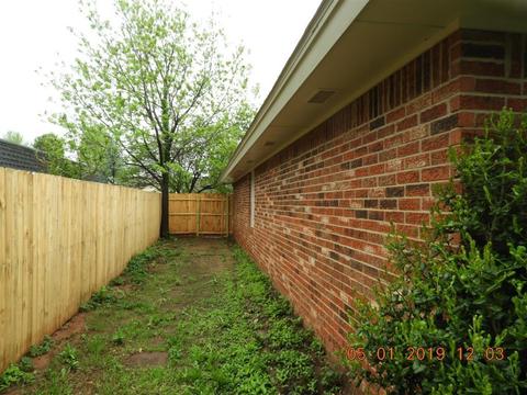 305 E Platt Dr, Yukon, OK 73099 photo 4