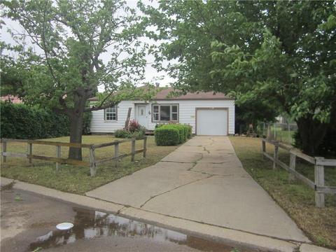 1002 Eula St, Altus, OK 73521 photo 2