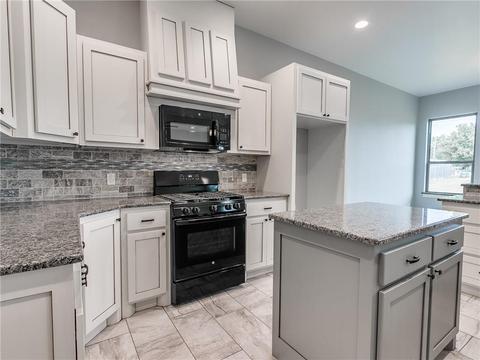 101 Southpointe Ave, Tuttle, OK 73089 photo 10