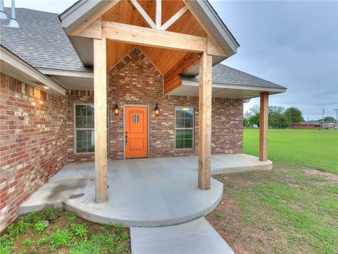 101 Southpointe Ave, Tuttle, OK 73089 photo 3