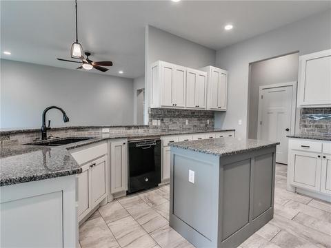 101 Southpointe Ave, Tuttle, OK 73089 photo 9
