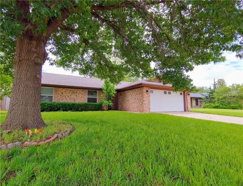1804 Tyler St, Altus, OK 73521 photo 2