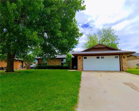 1804 Tyler St, Altus, OK 73521 photo 1