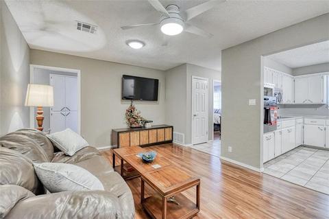 1305 Abbey Dr, Norman, OK 73071 photo 10